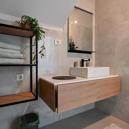 New Mauri 2 Porec